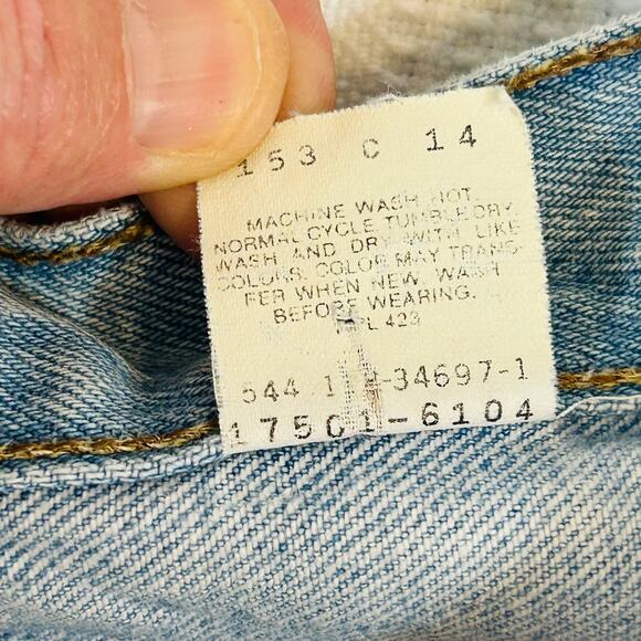 Vintage Levi's 501 Womens Size 1 22x31 100% Cotton Made In U.S.A. - Picture 9 of 14